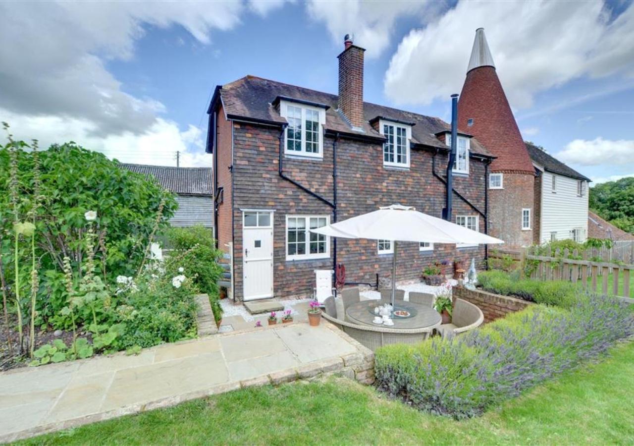 The Coach House Villa Biddenden Exterior photo